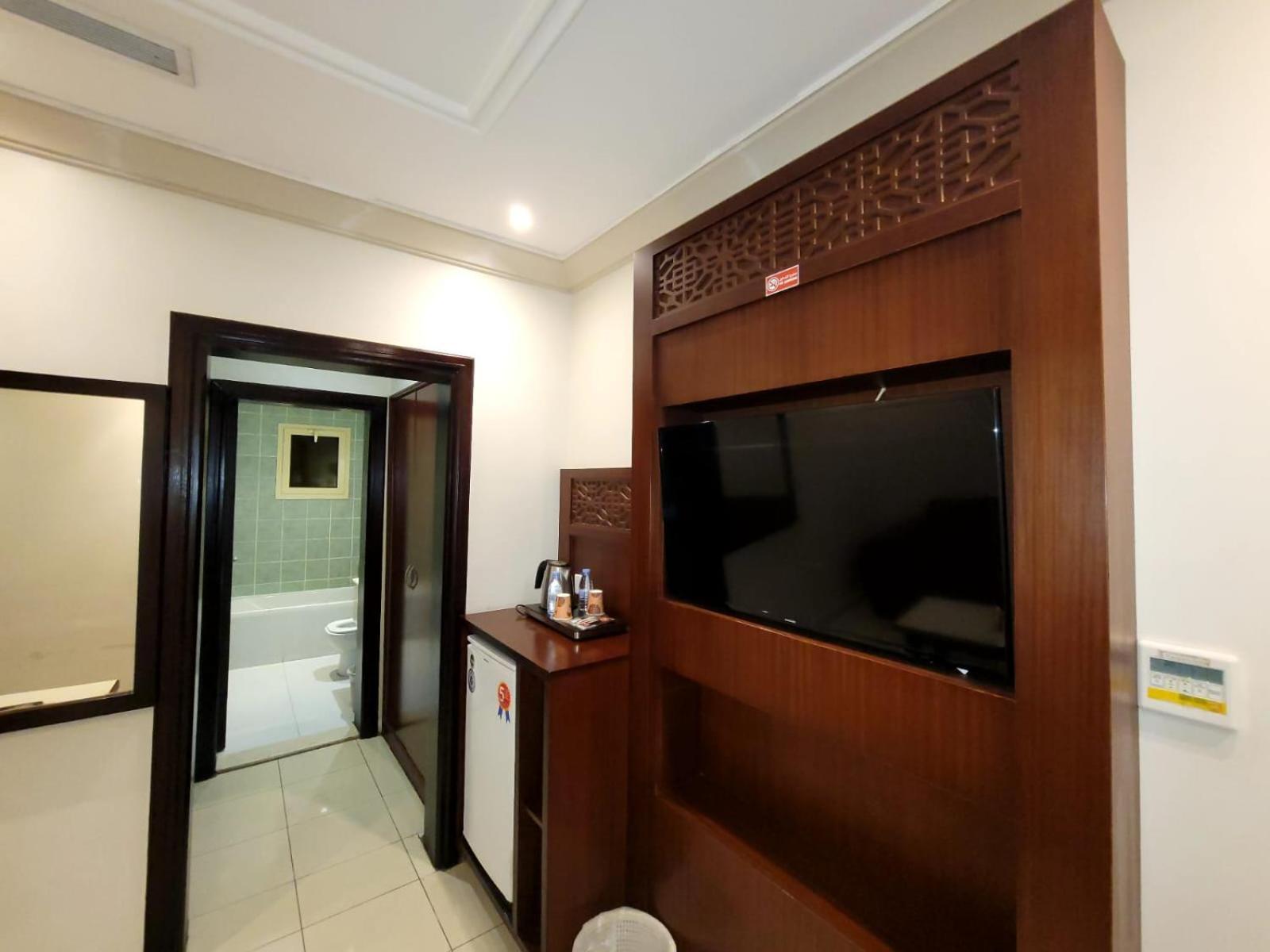 سفير جدة للشقق المخدومة Luaran gambar